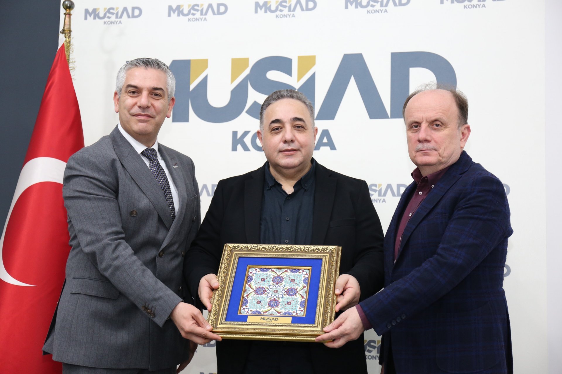 Gazeteci Yazar Şahin, MÜSİAD Konya’da Yeni Medya ve Küresel Dönüşümü Anlattı