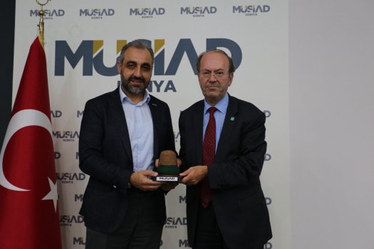 MÜSİAD Konya Şubesinde “Değişen Dünyada Türkiye” konuşuldu