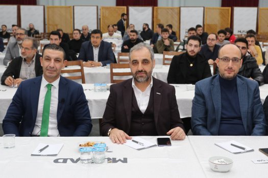 MÜSİAD Konya’da yatırımcı açısından borsa değerlendirildi