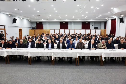 MÜSİAD Konya’da “İş Dünyasında 2025’in Değerlendirmesi ve 2026’da Ekonomik Beklentiler” konuşuldu.