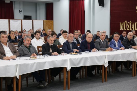 Gazeteci Yazar Şahin, MÜSİAD Konya’da  Yeni Medya ve Küresel Dönüşümü Anlattı