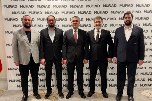 Başkan Ulular ve Yönetim Kurulu Üyeler, MÜSİAD İftarına katıldı